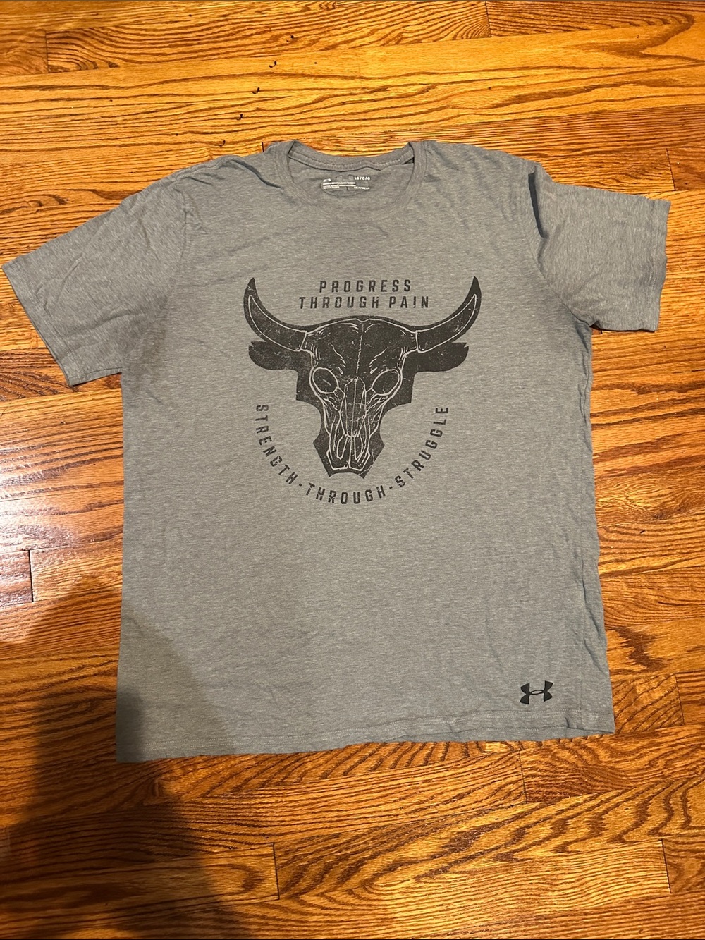 Under Armour Gray Short Sleeve Tee with Bull Skull Graphic